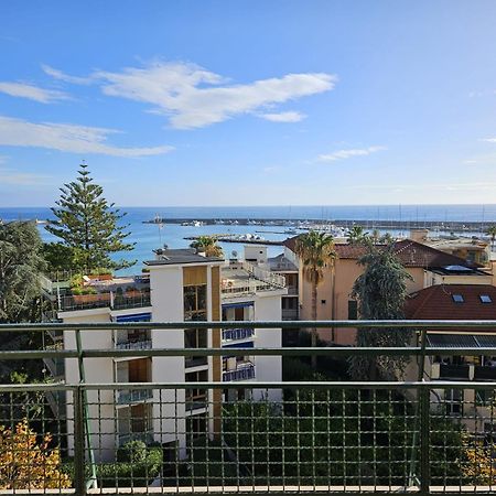 La Baia Nel Porto Apartment ซานเรโม ภายนอก รูปภาพ