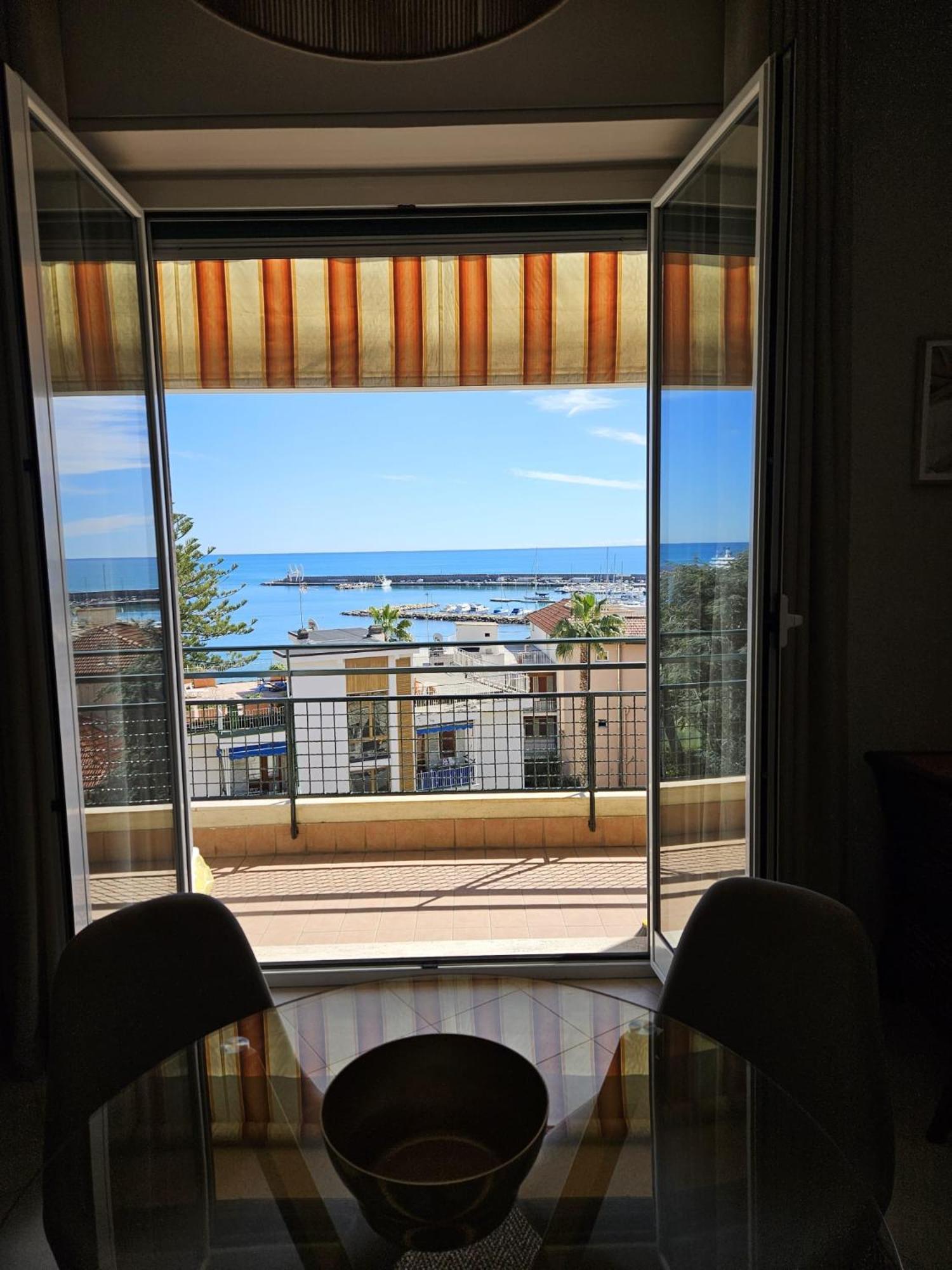 La Baia Nel Porto Apartment ซานเรโม ภายนอก รูปภาพ